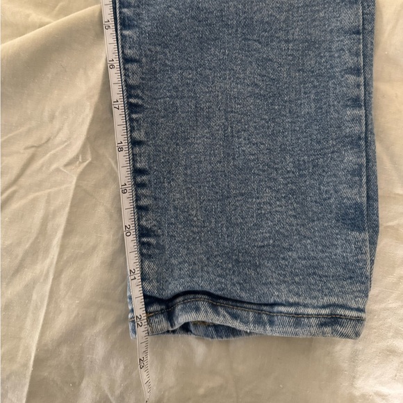 High Rise Straight Jeans - Picture 5 of 5